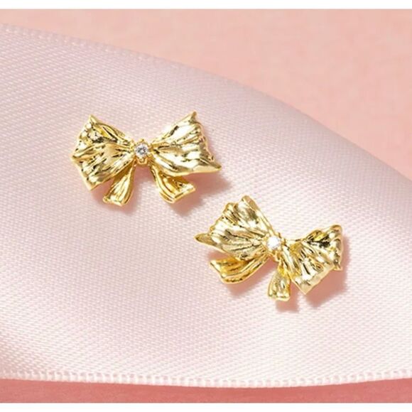 Kendra Scott x LoveShackFancy Gold Bow White CZ Stud Earrings - Picture 4 of 5